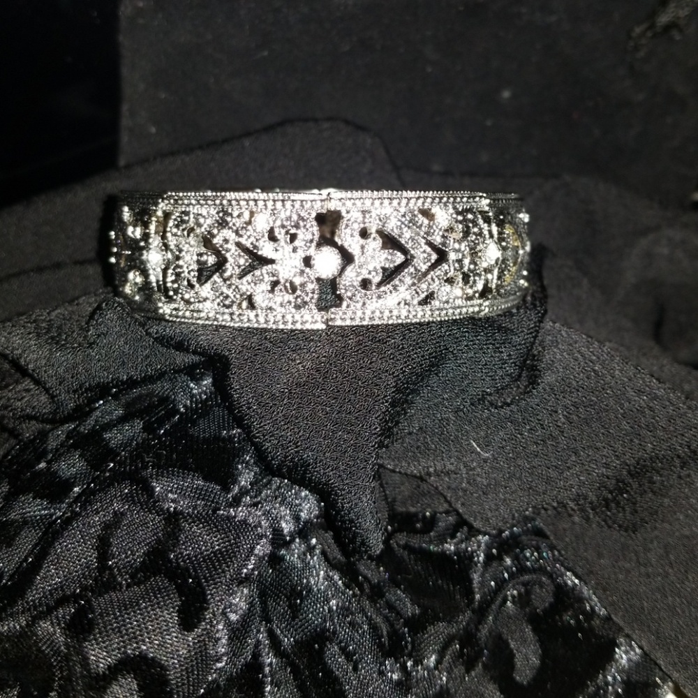 Bracelet - Picture 3 of 4